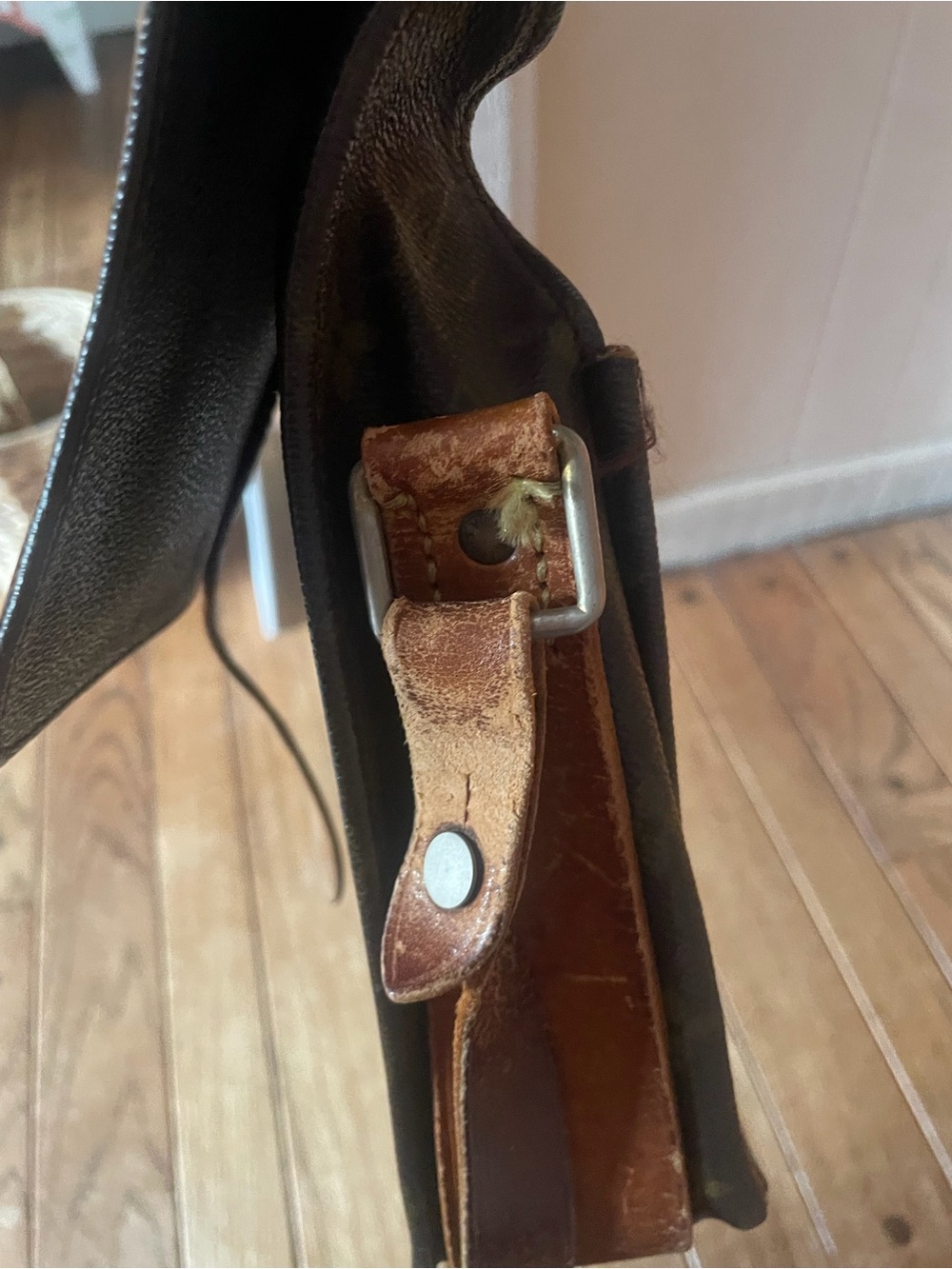 Louis Vuitton Monogram Crossbody Bag in Brown and Tan - Picture 10 of 10